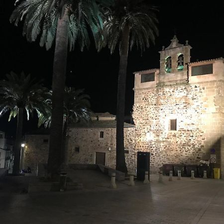 Serendipia Caceres Luaran gambar