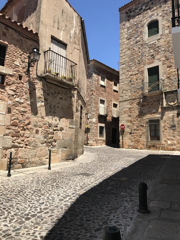 Serendipia Caceres Luaran gambar