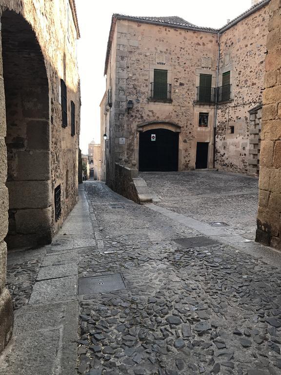 Serendipia Caceres Luaran gambar